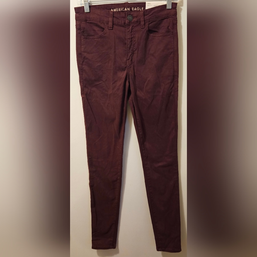 American‎ Eagle High Rise Jegging Maroon Pants Women's Size 4 Long NWT